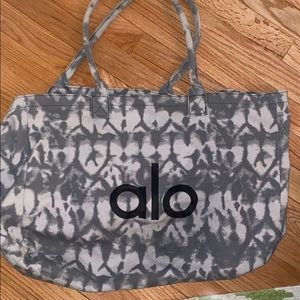 Alo Shopper Tote